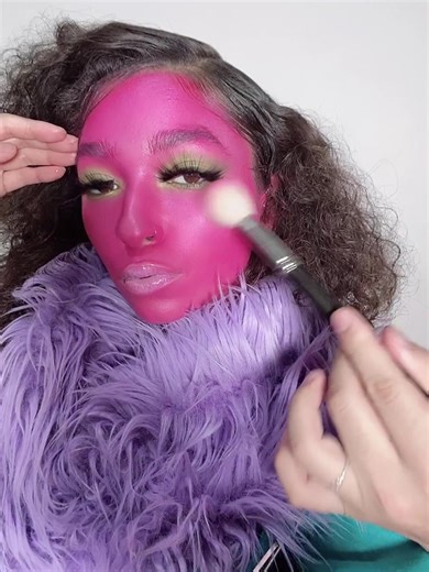 Alien vibes again! 👽✨ I want to show even more of this alien makeup! With today’s trending music, it might go even more viral 🎶 Comment below and tell me what part you love the most! Alien vibes again! 👽✨ このエイリアンメイク、もっと見せたい！ 今日のおすすめ音楽でさらにバズるかも🎶 コメントでどこが好きか教えてね！ #alienmakeup #fxmakeup #creativemakeup #fyp #makeuptutorial