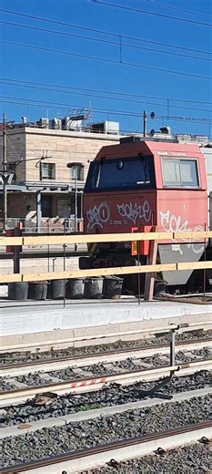 Italo ETR-675 in arrivo alla stazione termini