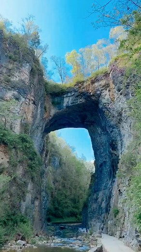 Exploring Natural Bridge in Virginia: A Scenic Adventure