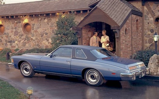 Buick Riviera 1974-76 : sauver les meubles