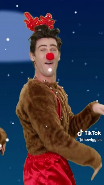 Jingle all the way! 🎅🦌🎄🎁🎶 . . . #thewiggles #jinglebells #santa #christmas #christmascarols #fyp #wigglestok #santaclaus #kidschristmas #xmas