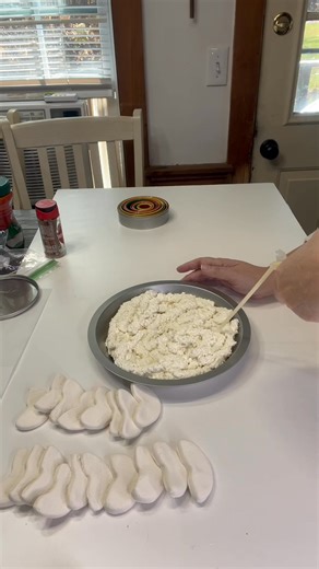 271K views · 8.1K reactions | Fake apple and pumpkin pies !! pie pans from the dollar tree / lightweight spackle by dap./ air, dry foam clay/ model magic also make sure your spray foam has completely cured before adding the basket weave pattern | Quiet Corner crafting with Julianna | Facebook