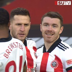 A classic Billy Sharp finish. 🐐 An excellent through ball from Norwood & a composed finish from the skip. ⚡️ | Sheffield United