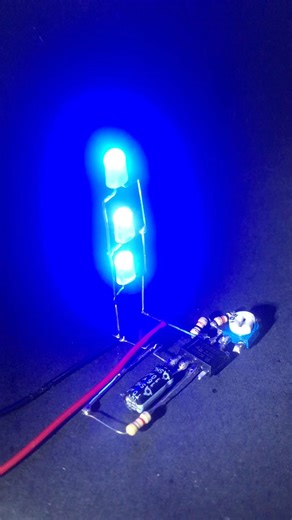 Powerful Warning Flashlight Circuit!⚠️🔦