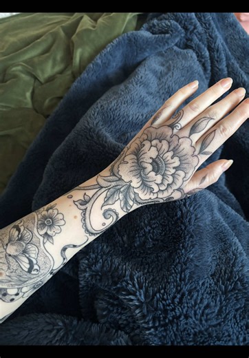 Exploring Hand Tattoos for Women: A Personal Journey