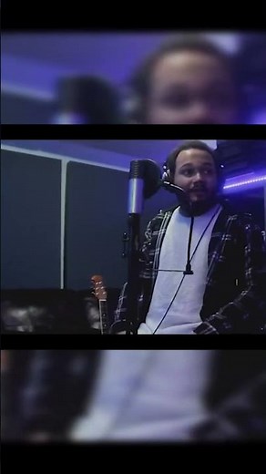 Singing on the Aston Spirit Microphone 🎤 ‪@HorizonWake‬