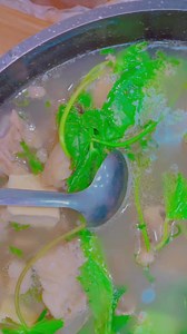 160K views · 3.8K reactions | Dạ vâng về đồ ăn thì ở đâu ,món gi ngon , giờ nào có mã freeship 0Đ là thấy mặt Min liền藍藍藍 | Phương Min | Facebook