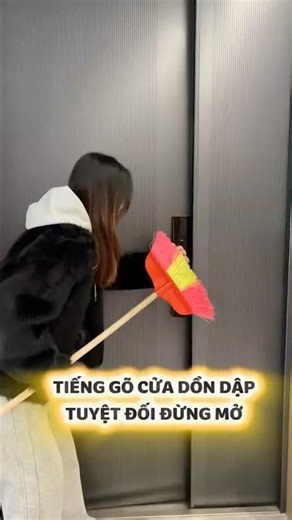 Tiếng gõ cửa dồn dập phải xử lí như thế nào ? #meohay