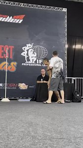 1.8M views · 60K reactions | SUPERAÇÃO Esta é a palavra que literalmente define este atleta! @renan_henrique_13 O atleta com deficiência visual, grande destaque do Musclecontest Campinas. Parabéns pela dedicação e amor pelo esporte, e muito obrigado por nos mostrar, que TODOS somos capazes. Treinador @heliohenriquehtt O Brabo de Sorocaba! Coice na cara dos preguiçosos! #VAICAVALO  @hugo.abba @horsepower_pro | Horsepower CAST | Facebook