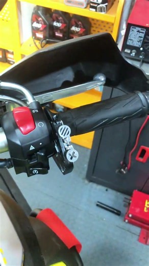 STOP Wrist Fatigue With This SIMPLE Throttle Lock Mod