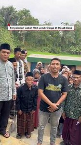 Handover of toilet endowments to residents in remote villages