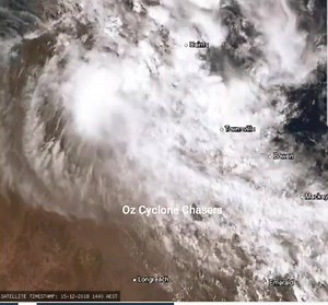 Check out how the afternoon progressed as Owen started feeding moisture onto the Tropical Coast! Satellite Imagery via the weather centre below! ******************************************** Subscribe to OCC to get access to our high resolution weather centre, as well as Australia's most comprehensive cyclone information and significant weather forecasts in 2018. ozcyclonechasers.com.au/subscribe ******************************************** | Weather IQ