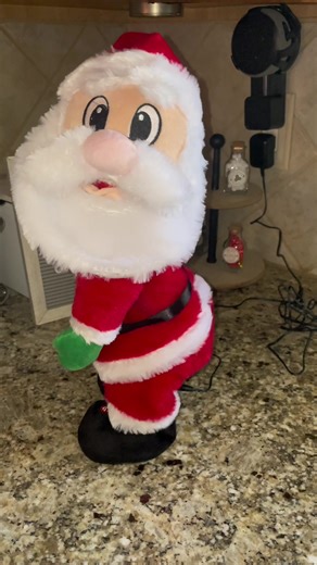 Twerking Santa Video for Christmas Fun