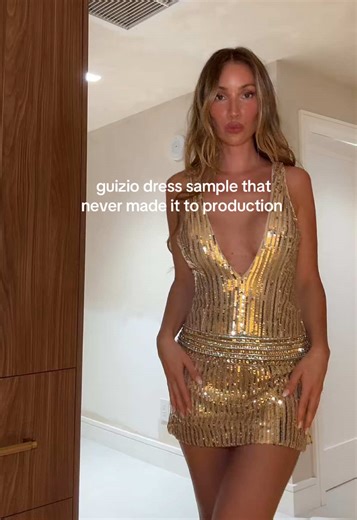 should we? sample needs tweaking: supposed to be drop-waisted so that the skirt panel looks mini mini & waist measurements reduced so it’s more snatching. but I test-drove it for a night out anyways 🤣🤷‍♀️ inspired by a vintage dress I fell in love with