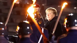 Merkel bekommt beim Abschied wässrige Augen