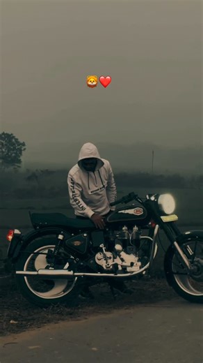 ᎯηᏦ∪ℜ °᭄यादव ℑᎥ🇧🇾 ༒︎℞𝔸𝜣_𝙎𝔸ᕼĄ𝔹༒︎ on Instagram: "1988 model standard 🦁❤️…. . . . . . . . . . . #reels #trending #viral #explore #bullet"