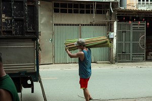 FLSA Minimum Salary Thresholds and Recent Changes Explained