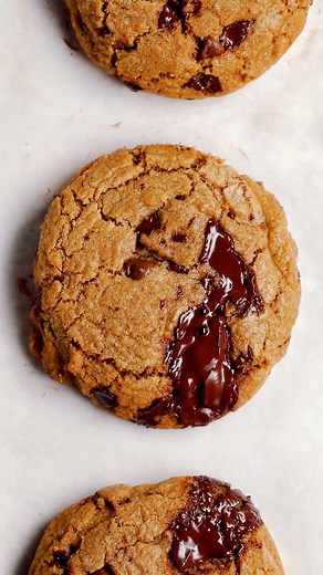 930K views · 2.3K reactions | https://tasty.co/recipe/tasty-101-ultimate-brown-butter-chocolate-chip-cookies @mimooo.ahmed shares Tasty’s 5 tips to making the perfect chocolate chip cookie. Full recipe on Tasty.co | Tasty | Facebook