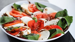 Fresh Tomato And Mozzarella Salad Recipe - Tasting Table
