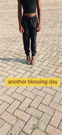 Modeling Insights: Tips for a Perfect Runway Walk