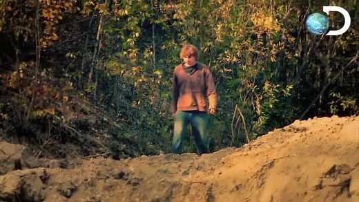 6.1K views · 101 reactions | La volonté des hommes plus forte que l'acier des machines. Un épisode corsé pour nos mineurs du Klondike. Alaska la ruée vers l'or, tous les lundis à 20.45. | Discovery France | Facebook