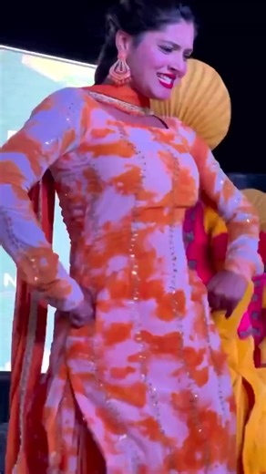 1.9K reactions · 44 comments | #dance ❤️ ਜੱਟ ਦੀ ਪਸੰਦ | Simran Kaur | Facebook