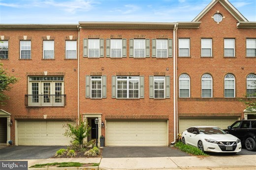 7366 Stream Bluff Way, Springfield, VA 22153 - MLS VAFX2309262 - Coldwell Banker