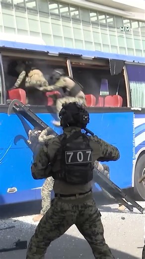 Watch South Korea’s Elite 707 Unit Storm A Hijacked Bus