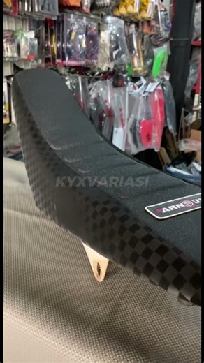 Explore Your Style With Arnoux Seat Cover Black Rook Series 🤟