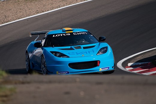 Lotus Evora GT4
