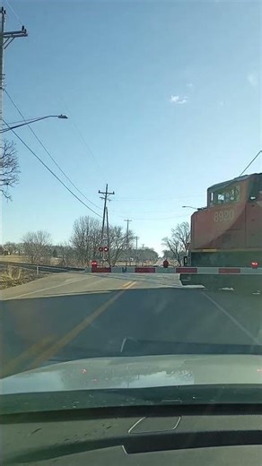 CN train with dual brake lights