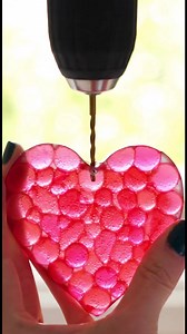 DIY Glass Bead Suncatchers Materials: - Clear glass baking dish (like a muffin tin or pie plate) - Assorted translucent glass beads (flat-backed or round – not plastic) - Optional: metal cookie cutters (for shaped suncatchers) - Non-stick spray or parchment paper - Drill with small bit (if you want to hang them) - Fishing line, ribbon, or twine for hanging Create delightful suncatchers that shimmer and shine in the sunlight using clear glass and colorful beads. This fun project allows you to mak