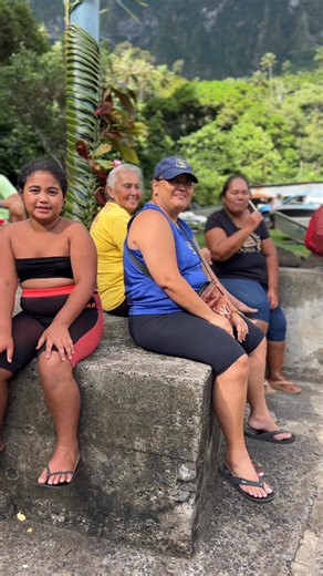 Fatu Hiva - the incredible island of… You are told about the beauty of the Marquesas but until you have been there is hard to imagine But the beauty doesn’t stop at the scenery - Marquesan beauty, don’t miss it #frenchpolynesia #marquesas #fatuhiva #tahiti #travelblog | Unique Tahiti