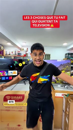 C’est dispo en boutique hein ! #07.49.72.20.18 / #05.01.04.76.58 / #07.13.81.41.81 On est à Cocody, Dockui, pas loin de l’église Sainte Monique là-bas. Tu peux commander en inbox ou WhatsApp direct. On vend en détail comme en gros, livraison aussi c’est possible.