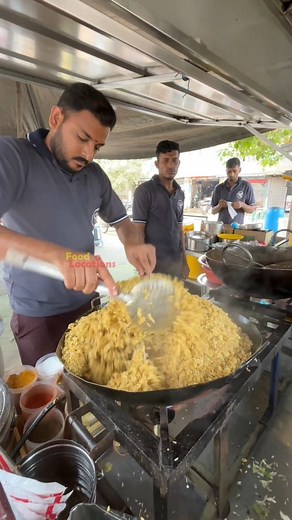 814K views · 10K reactions | ಎಗ್ ರೈಸ್ ಲವರ್ಸ್ ಗೆ ಹಾಗು ಬೆಂಕಿ ಬಿರಿಯಾನಿ ಗೆ ಒಳ್ಳೆ ಜಾಗ - Nonveg Street foodPlace: Harisha Biriyani Point | Food Locations | Facebook