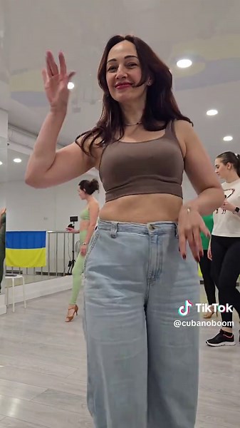 Exploring Latin Lady Style: The Cubano Boom