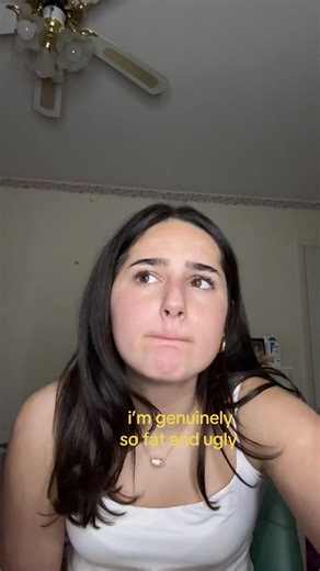 period.queen.hello (@period.queen.hello)’s video of fat