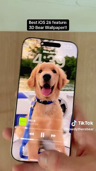 Discover the New 3D Bear Wallpaper for iOS 26