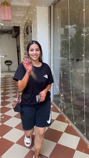 Himanshu Gupta Makeup Artist | Educator on Instagram: "Bride from Germany ✨ Trusted HG for every special occasion 💫 Happy heart, flawless glam, and effortless elegance 💍 She’s glowing, slaying, and loving her look — the HG way 💖 Bride @suruchi.chndr"