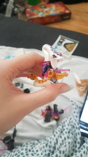 Lego Ninjago Pythor: Golden Weapons and Crystalized Adventure