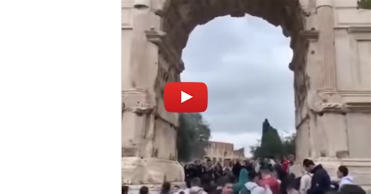 Watch: Jews Sing Triumphantly Under Arch of Titus in Rome | United with Israel