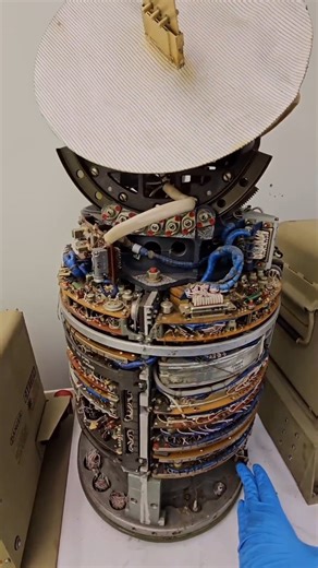 This 1960s Soviet Missile Tech Will SHOCK You! | SA-6 Analog Seeker Explained 😳🔥 #shorts #facts