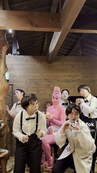 コングラチュレーション‼️ #コングラチュレーション #コングラチュレーションの曲 #コングラチュレーション仮装 #コングラチュレーション歌 #仮装 #おぱんちゅうさぎ #おぱんちゅうさぎ仮装 #おぱんちゅうさぎの日常 #誕生日 #誕生日サプライズ #チーム友達