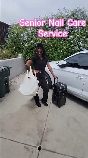 GRWM: Mobile Nail Tech Edition