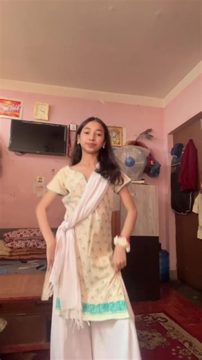 Try gardeko London thumakda 🥶💩#dance #fyp #viral #unfrezzmyaccount #londonthumakda @Dipashna @🚩ইওরা_$ @⋆. 𐙚˚࿔𝓡𝓮𝓱𝓾𝜗𝜚˚⋆ @Annie__K😝 @rh_saniya.0 @@Æashiķaa_Tĥax̌aNii🩸345 @아유쉬 ♡ @Pr3tty._🐉Ꮶʜᴜsʜɪ !! @LitGi @️ @भिक्टोरिया💞 @Laxmii👅💅 @MONIKA THAXANII 🐉🙄 @𝓟𝓻𝓲𝓼𝓱𝓾.!