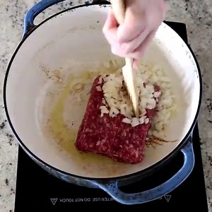 Need a quick and easy dinner that is comforting and healthy? Cabbage Roll Soup is a simple soup that has all the taste of traditional stuffed cabbage rolls that is ready in minutes. It is hearty, filling, healthy and delicious! Get the Recipe - https://dinnersdishesanddesserts.com/cabbage-roll-soup/ | Dinners, Dishes and Desserts