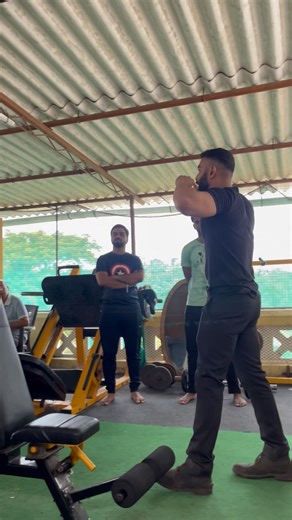 Aru Sankhe | Just 1 hour away from mumbai you can find this scenic road 📍varai nakka Take exit from NH48 to varai nakka to get to this pace You will... | Instagram