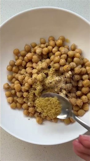 Easy Roasted Cauliflower Chickpea Salad Recipe
