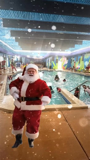 Final splash with Santa! 🎅💦 This is the LAST weekend to Swim with Santa at Sahara Sam's— 12PM–2PM Saturday & Sunday. ❤️ Drop a ❤️ if your kids would love this! | Clementon Park & Splash World