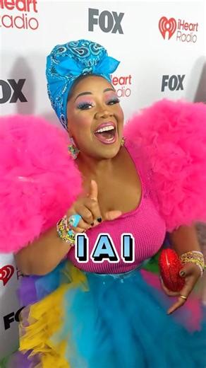 Learn IHEARTRADIO Awards RED CARPET Exercise w/Vocal Coach!!🤩❤️🎶